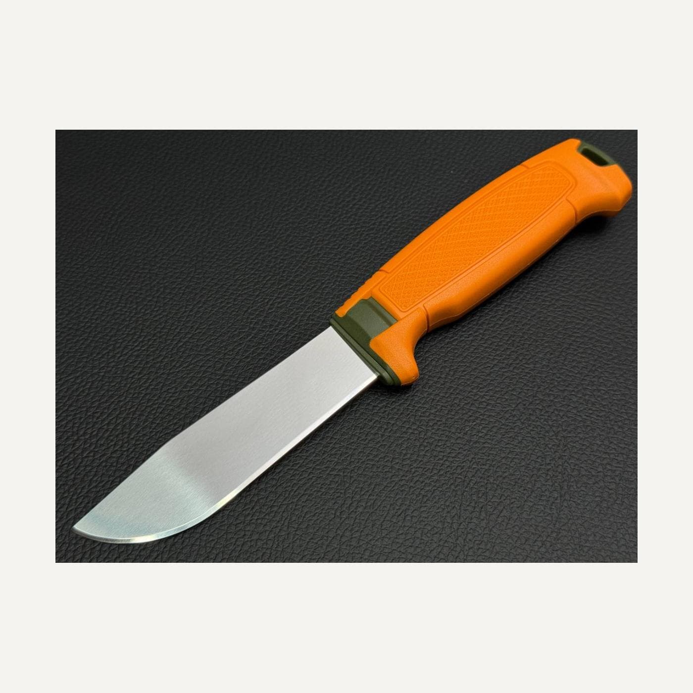Нож Morakniv Hunting Amberg Full Flat (S)